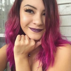 Meet your Posher, Serina